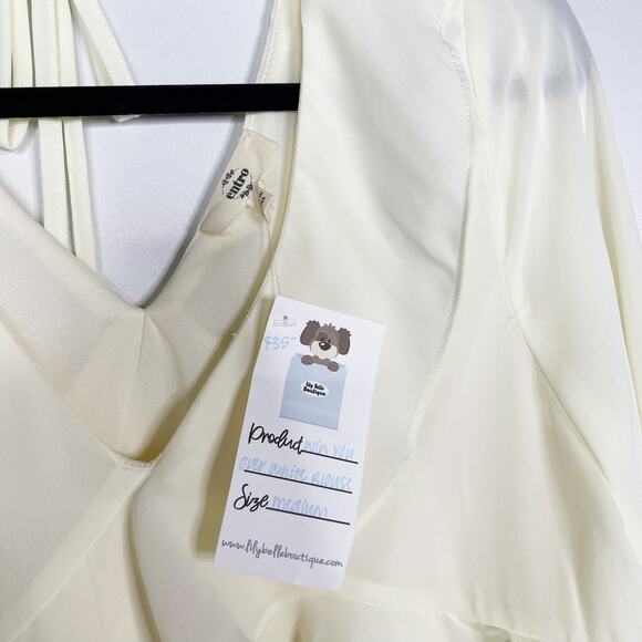 New Entro Medium M Cream Win You Over Blouse Top Ruffle VNeck Short Sleeve - Picture 6 of 8